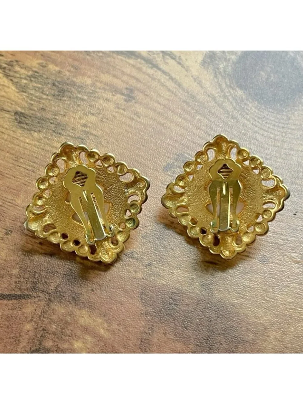 Vintage 1980s Earrings Gold Tone Filigree Faux Pearl Cabochon Rhinestone Regency
